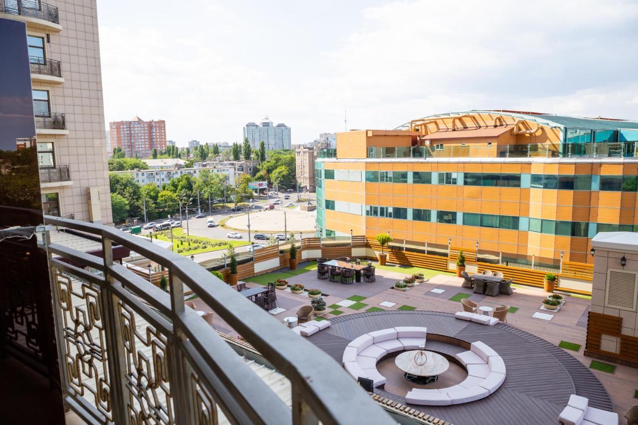 Ark Palace Hotel & Spa Odessa Exteriör bild