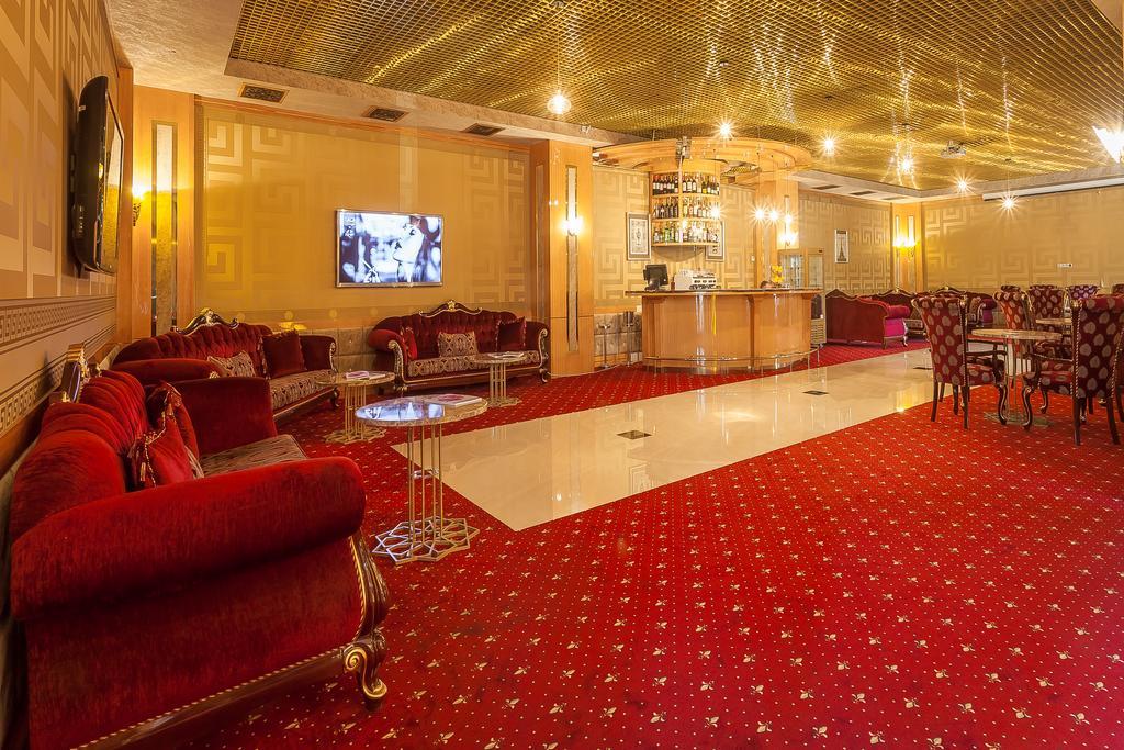 Ark Palace Hotel & Spa Odessa Exteriör bild