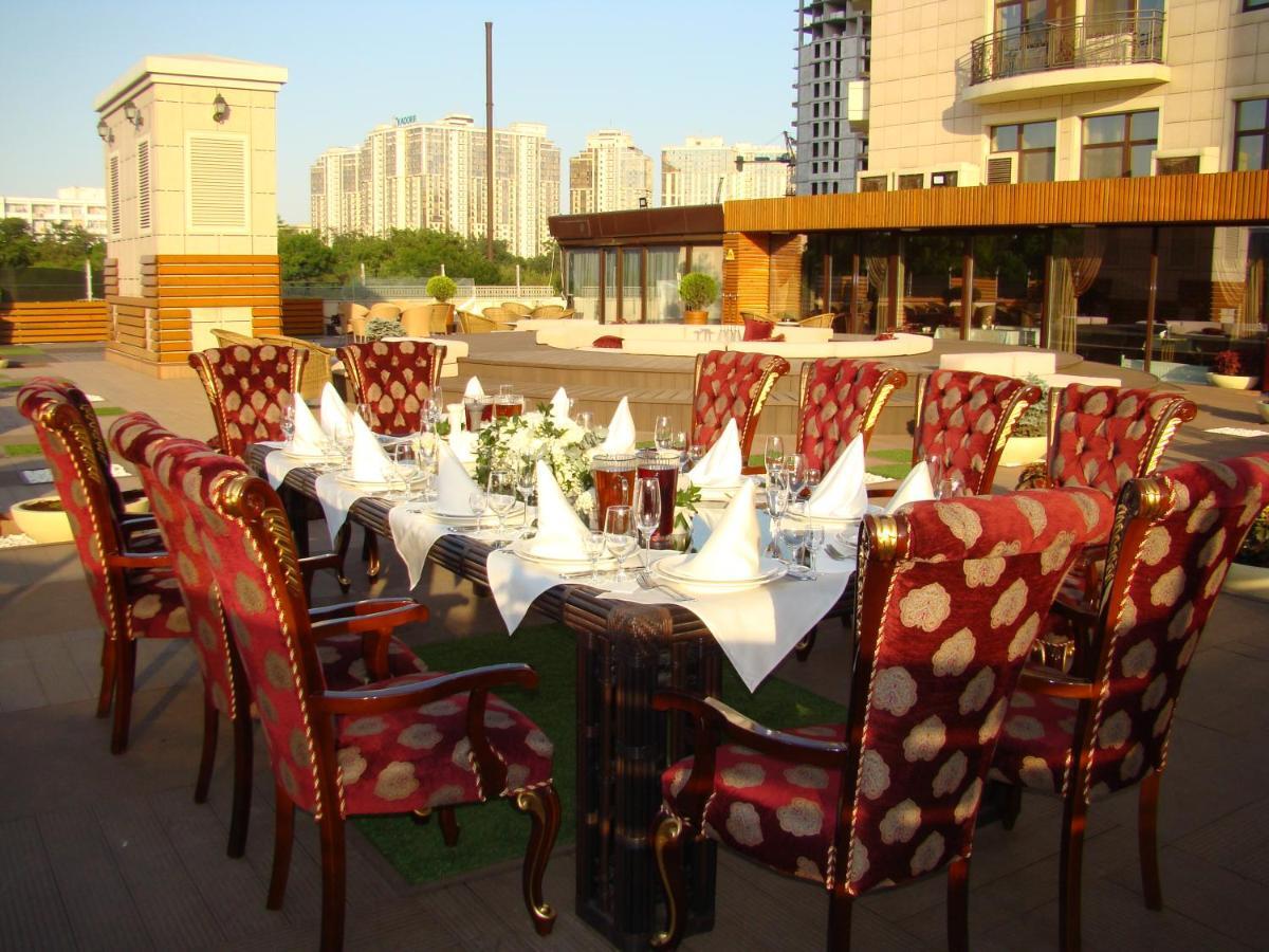 Ark Palace Hotel & Spa Odessa Exteriör bild